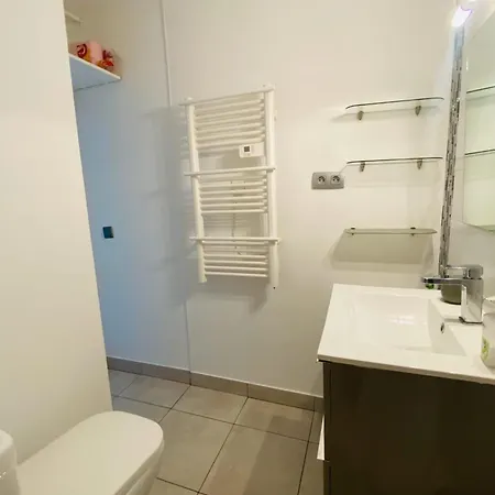 Serenite - Proche De La Apartman